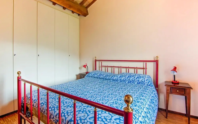 Villa in Borgo Pace With Private Pool