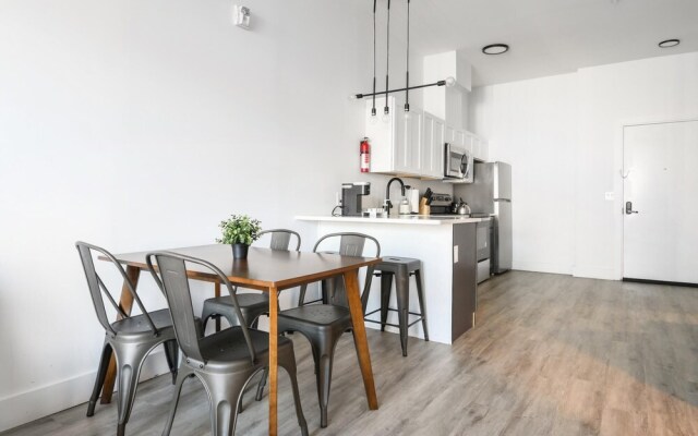 Luxury 1BR 30 Mins to Manhattan Evonify