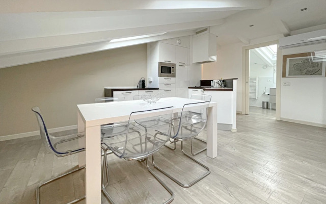 4A Tony Allard in Cannes