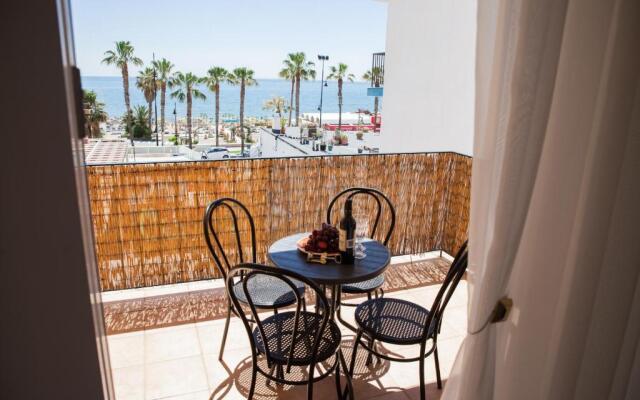 Spacious 200 sq.m. penthouse with sea view terraces