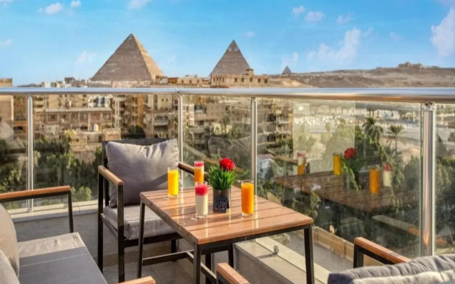 Saray Pyramids & Museum View Hotel