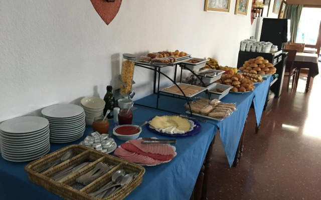 Hotel Blasón Junior