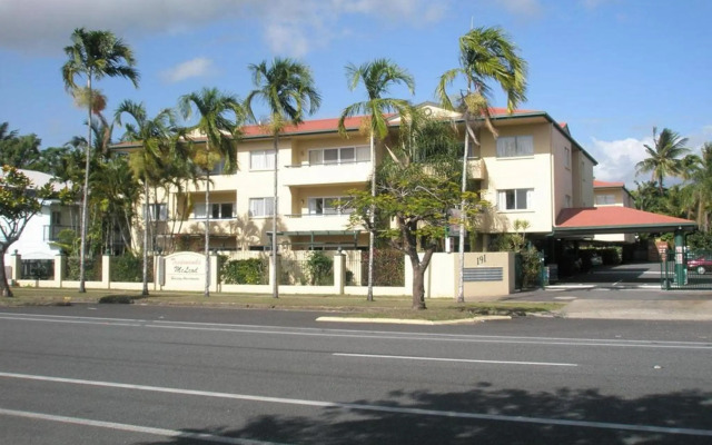 Tradewinds McLeod Holiday Apartments