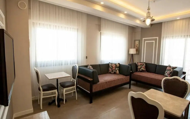 Lion Park Suits & Residence