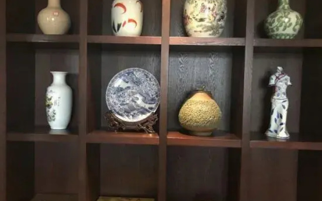 Zhumadian Yuyu Business Hotel
