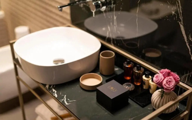 Loly Boutique Hotel