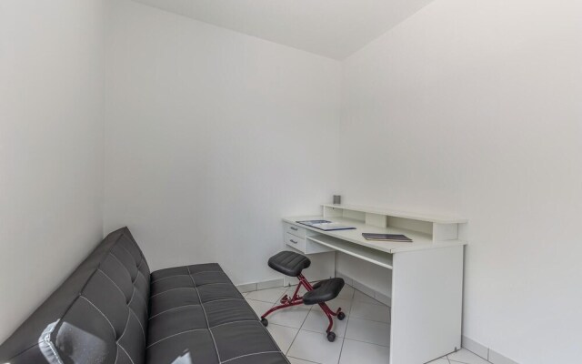 Stunning Home in Crikvenica With Wifi and 4 Bedrooms
