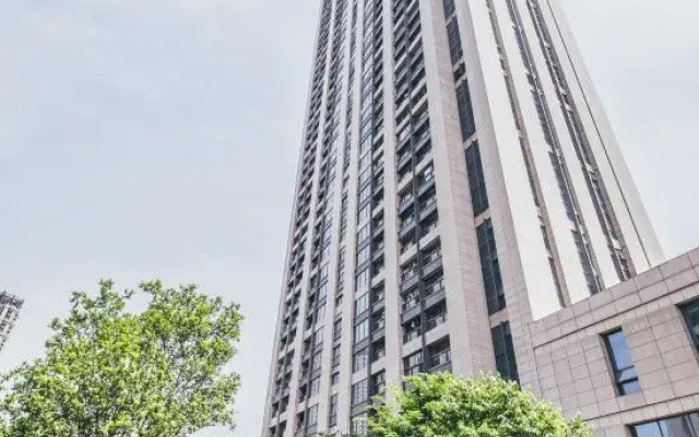 Carlos Service Apartment