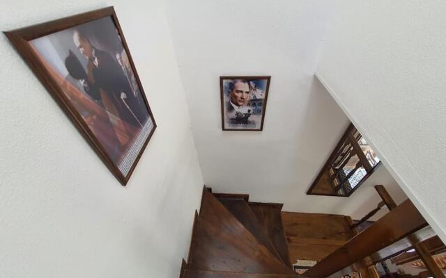 Bi Hayal Ada Evi