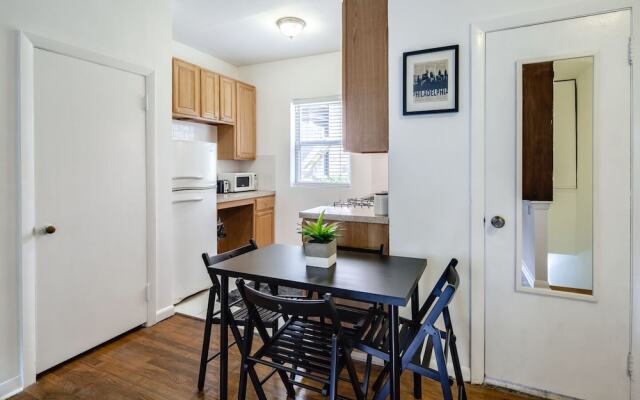 GEM Location+cozy Studio 1bd, Bath&kitchen!