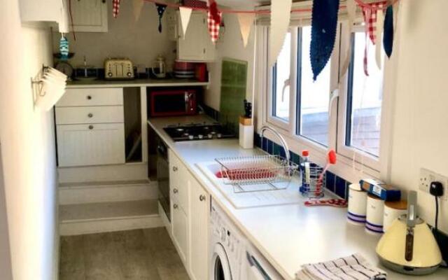 Quirky Lyme Regis Apartment Near Beach