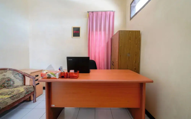 OYO 94150 Gateway Apartment Pasteur By Eldian