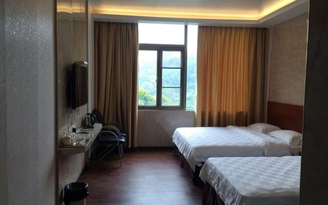 Huizhou Luofu Yixuan Hotel