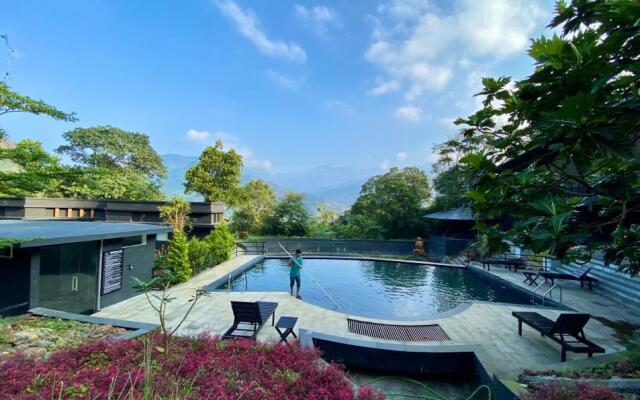 The Awakening Garden Family Resort