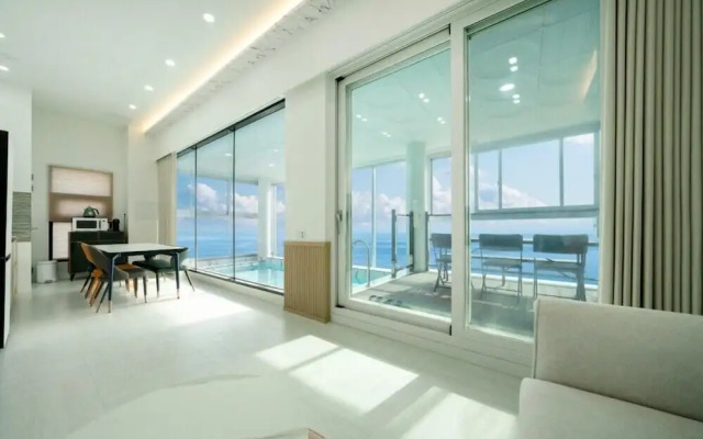 ON Pool Villa