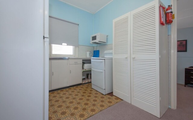 Pacific Units, Unit 2, 94 Magnus Street