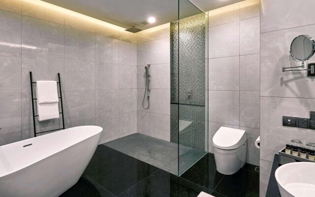 Pullman Kuala Lumpur City Centre Hotel & Residences