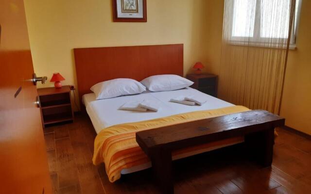 Apartmani Huljić