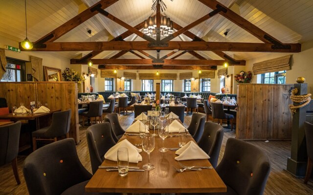 The Royal Arms Hotel