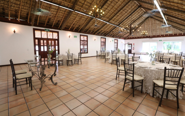 Hotel Misión Express Saltillo