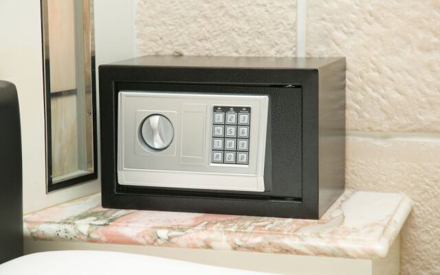 HOTEL D-WAVE Shinjuku - Adults Only