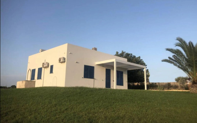 villa Lùmar fronte mare