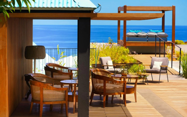 Blue Margouillat Seaview Hotel