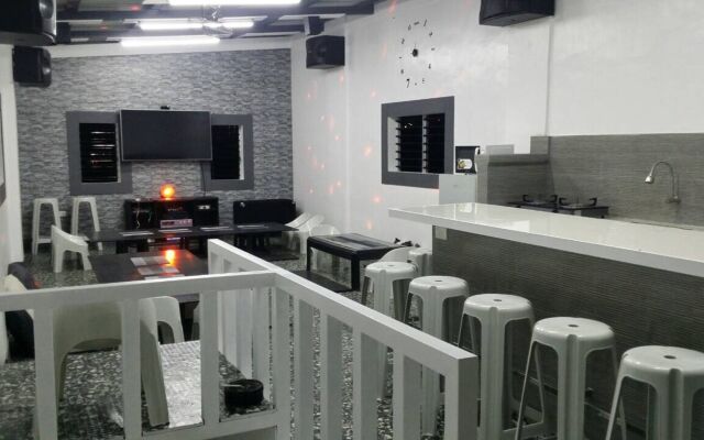 ERVoruto Hostel Makati