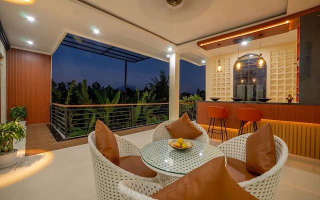 Bulan Adi Villa By Reccoma