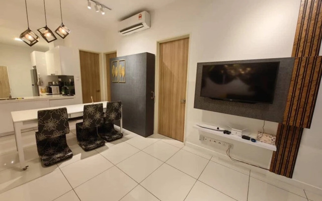 Avara Mid Valley By VP