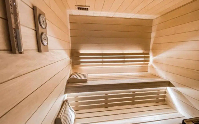 Grand Hôtel Dauphiné Toulon, Boutique Hôtel & Suites