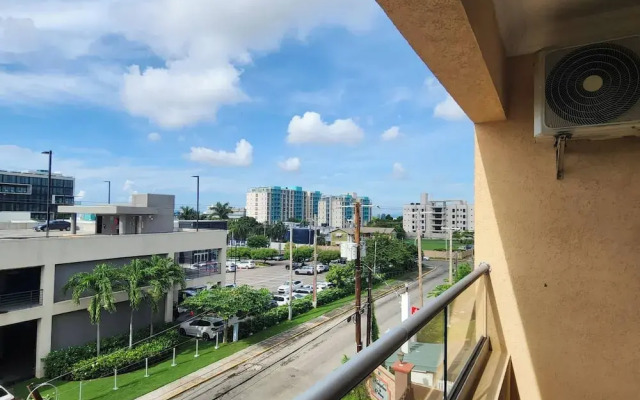 "golden Triangle" Kingston Jamaica, West Indies