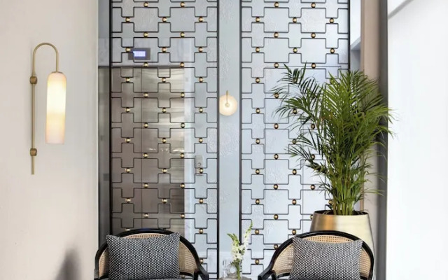 Rephael House Boutique Hotel