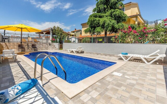 Amazing Home in Pula With Wifi and 2 Bedrooms