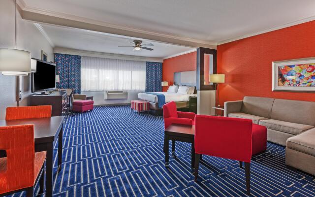 Holiday Inn Express & Suites Houston East, by IHG
