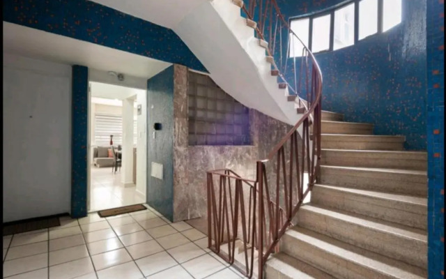 Pennsylvania WTC High End 1parking/2BR/2BA
