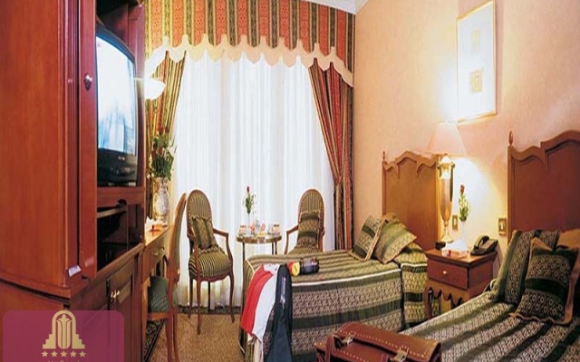Parsian Esteghlal International Hotel