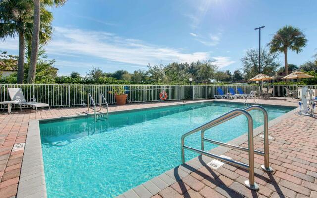 Comfort Inn & Suites Tavares North