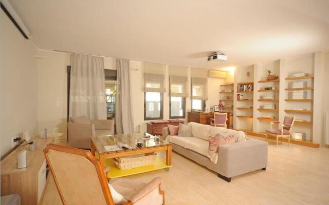 Koukaki garden escape child friendly apartment