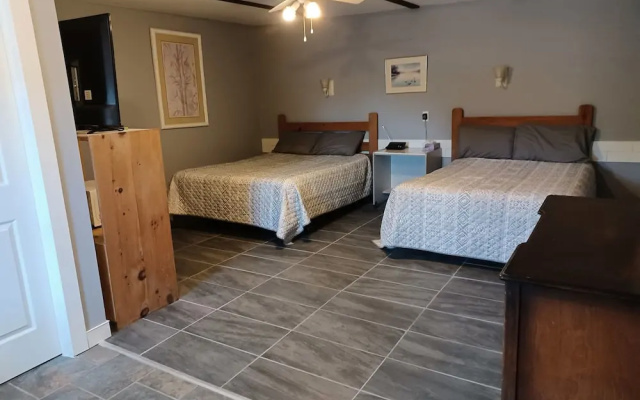 Mile Inn Motel