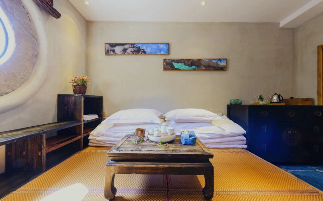 Lotus Mountain Boutique Inn