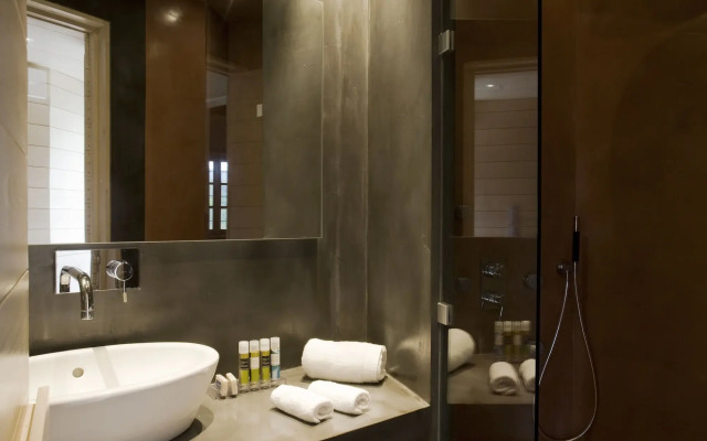 Kipi Suites