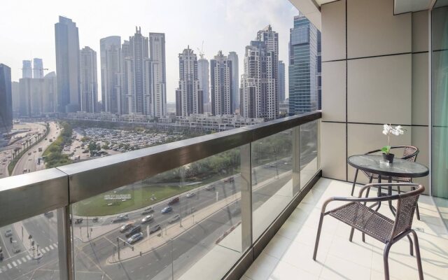Spacious Studio in new 8 Boulevard Walk!
