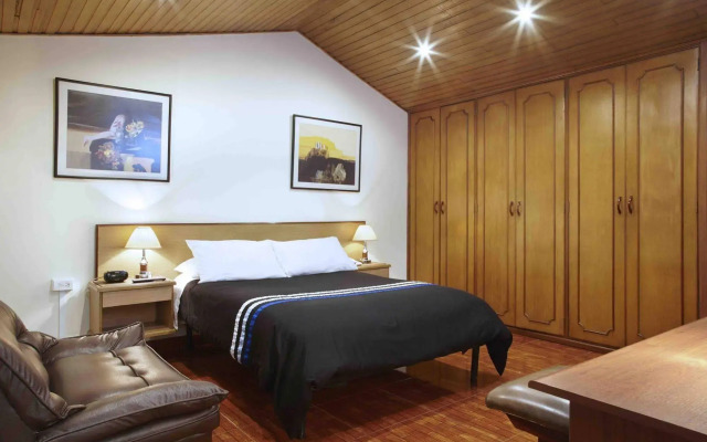 Charlies Place Hotel & Spa