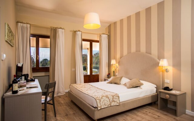 Hotel Terre Di Casole