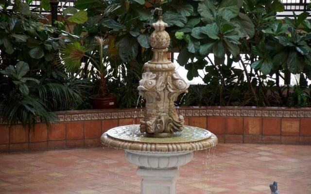 Barcelona Suites Albuquerque