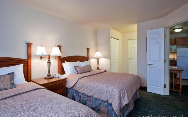 Staybridge Suites Calgary Airport by IHG