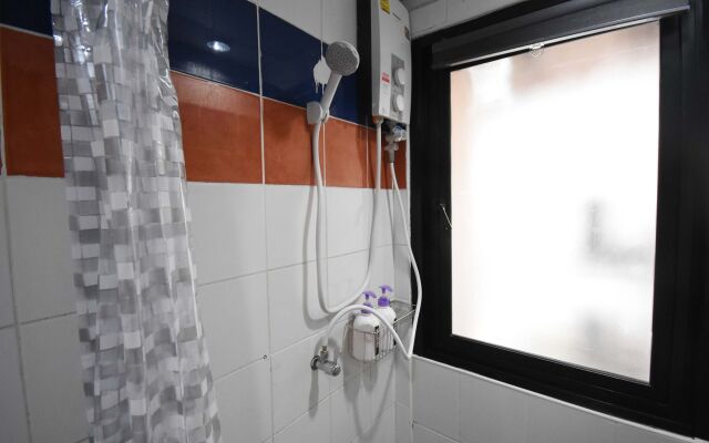 ROOM at PRACHACHUEN