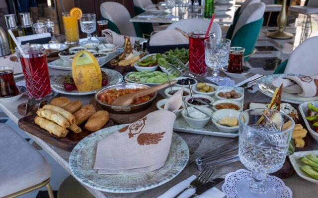 Cunda Baradiel Hotel