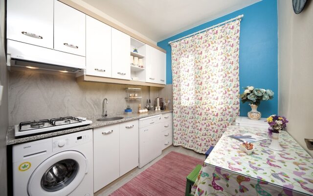 Ion Family Home - Apart Hotel